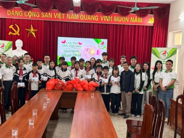 Chương Trình Lan Tỏa Yêu Thương 2025