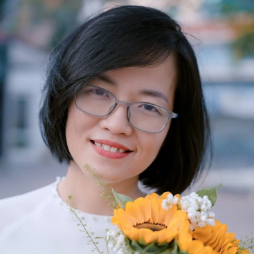 Chị Trần Thị Hồng Nhung